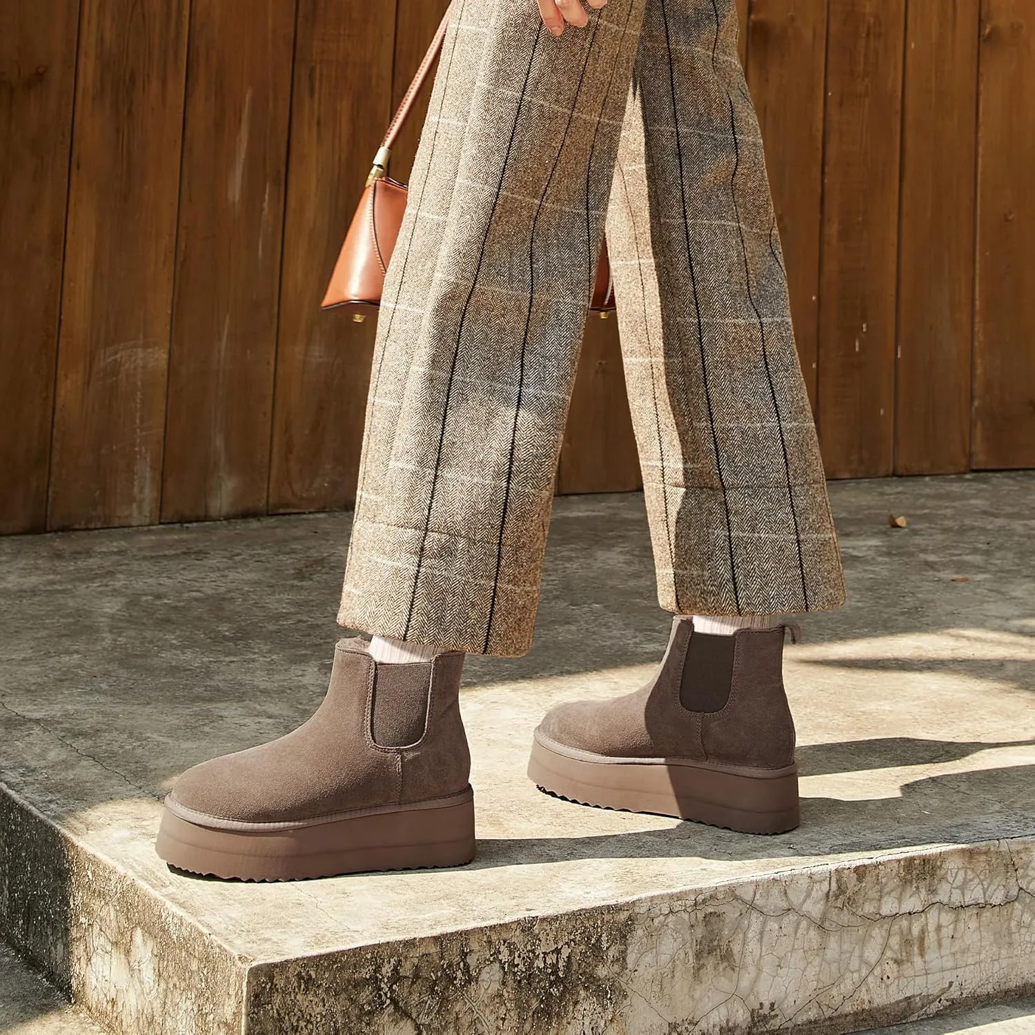 Athlefit Women's Classic Platform Chelsea Boots Winter Warm Fur Lined Anti-Slip Short Ankle Snow Boots