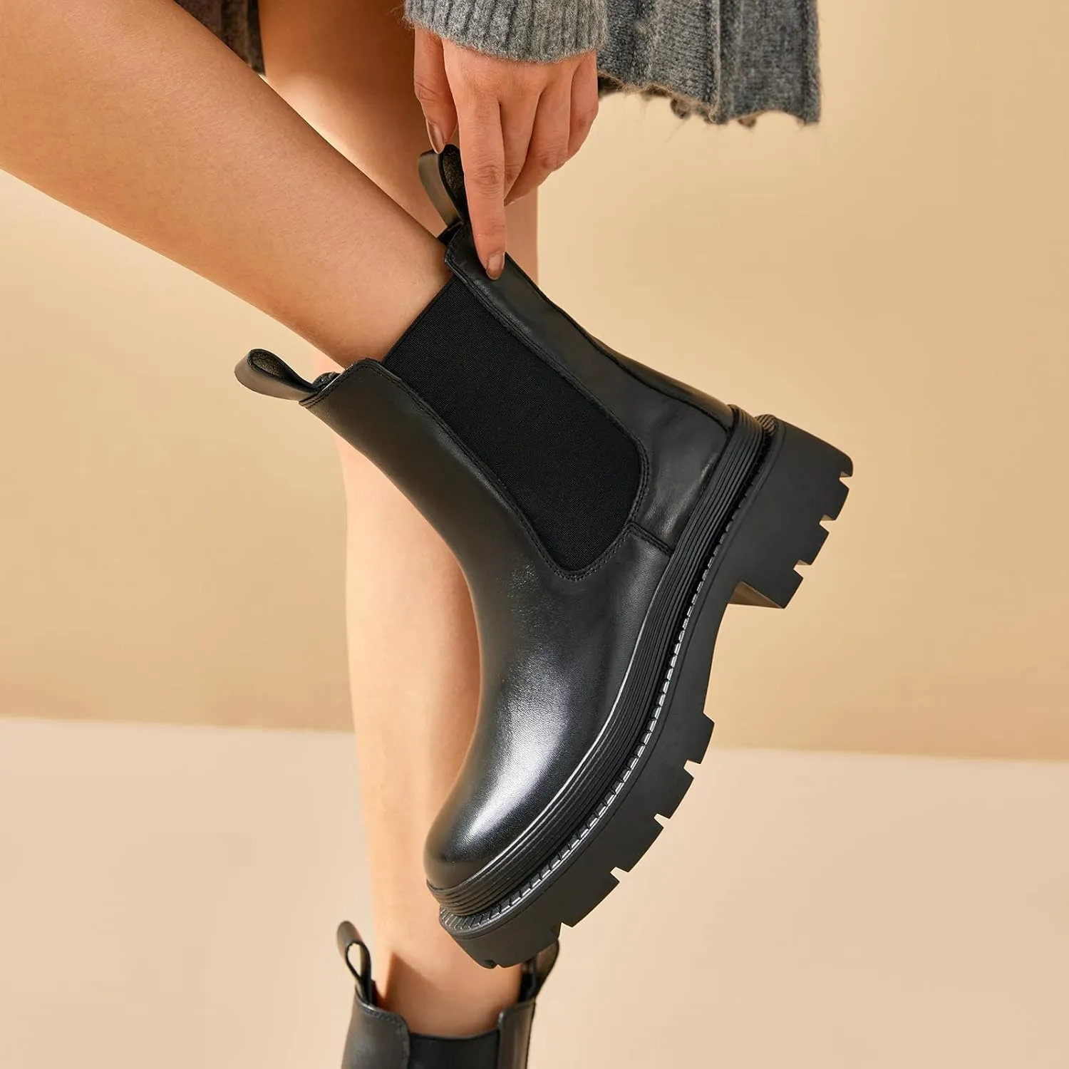 BEAU TODAY Chelsea Boots for Women, Chunky Platform Leather Chelsea Boots Womens Ankle Boots Round Toe Winter Dress Fashion Booties