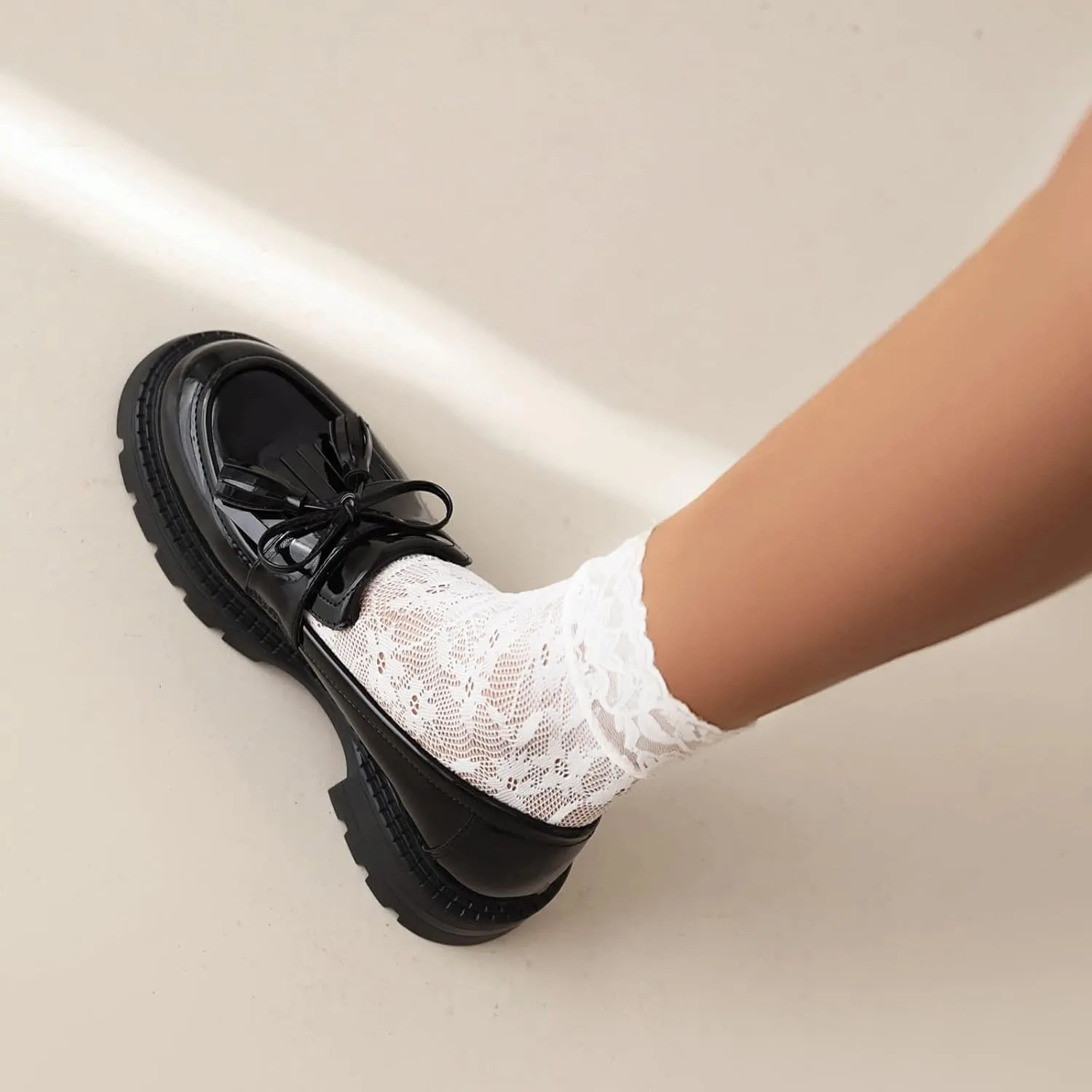 British Style Women's Fashion Loafers, Patent Leather Tassel Loafers, Black Thick-Soled Loafers, Slip-on Thick-Soled Loafers, Simple Casual Flat Shoes, Plus Size Shoes.