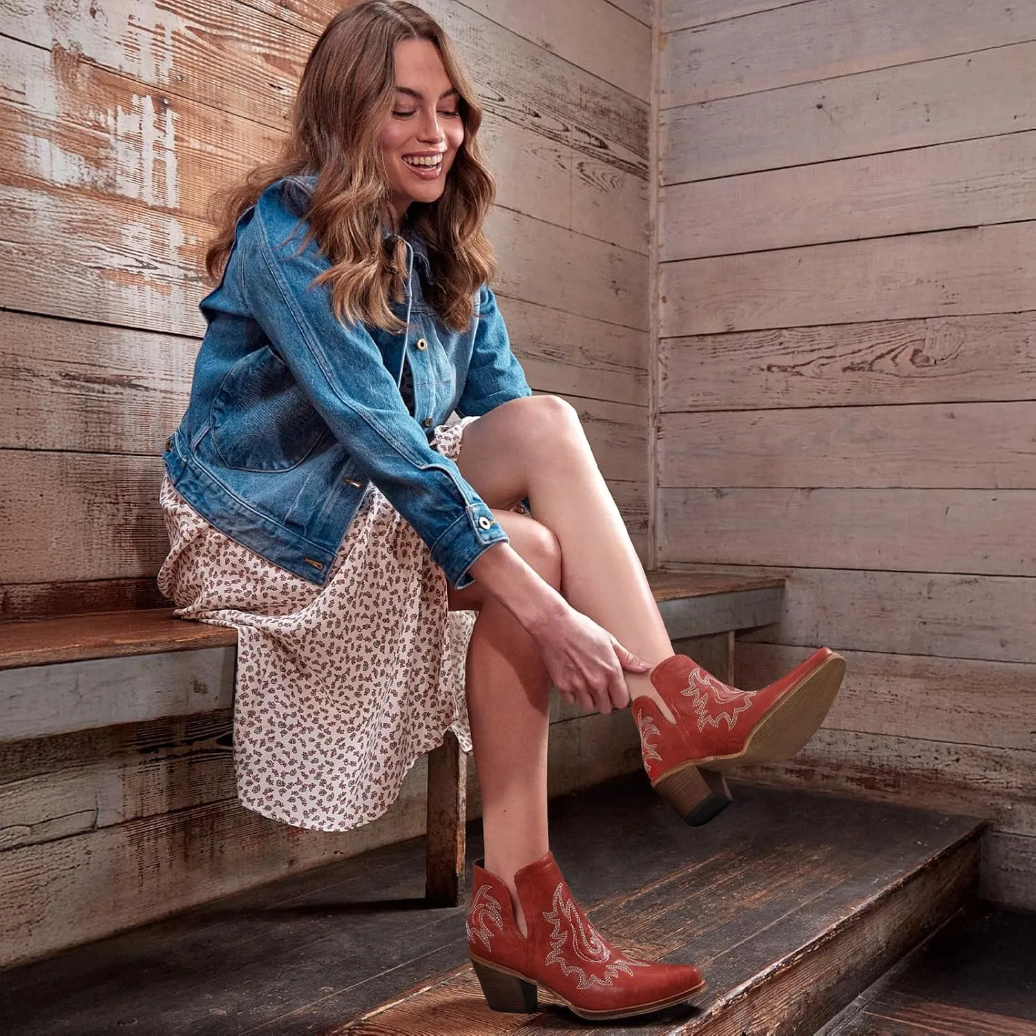Cowboy Boots for Women - Western Ankle Boots, Chunky Heels Fall Short Booties (UNDERSIZE: PLEASE SELECT SIZE UP)