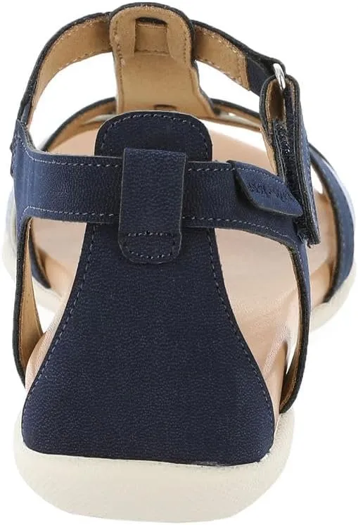 Easy Spirit Women's Leia3 Flat Sandal
