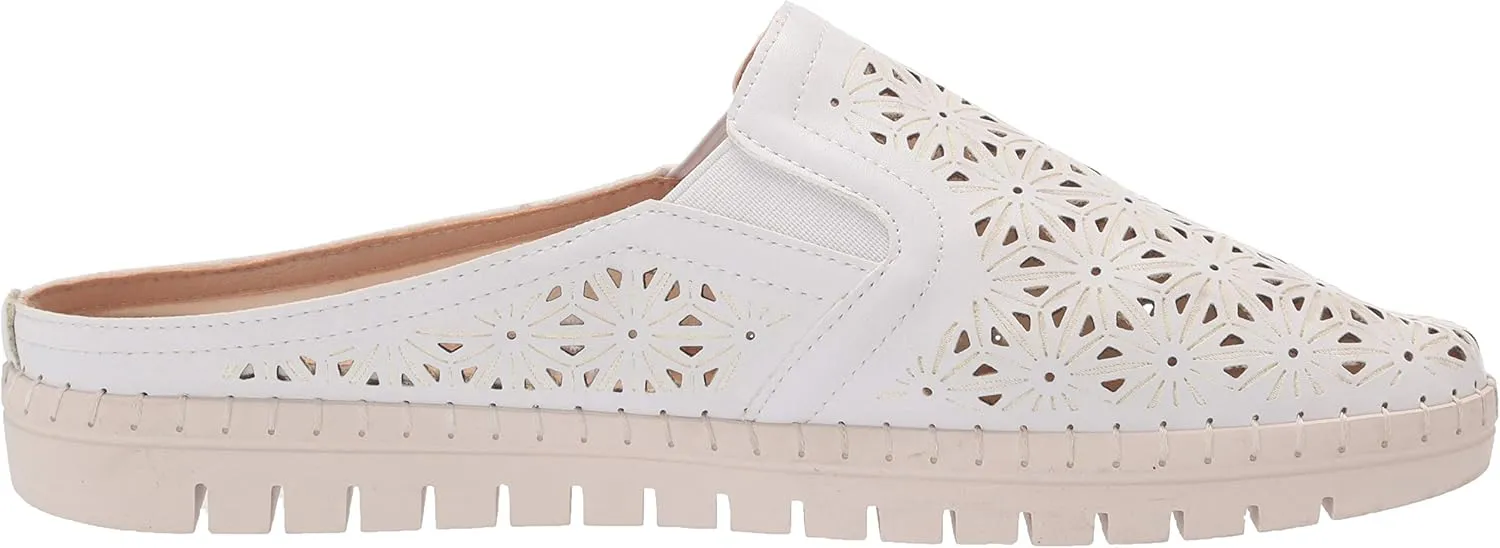 Easy Street Women's Carmella Casual Sandals