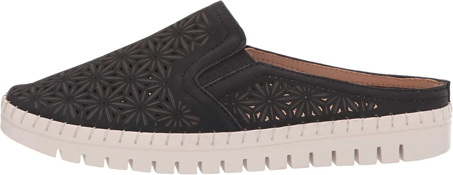 Easy Street Women's Carmella Casual Sandals