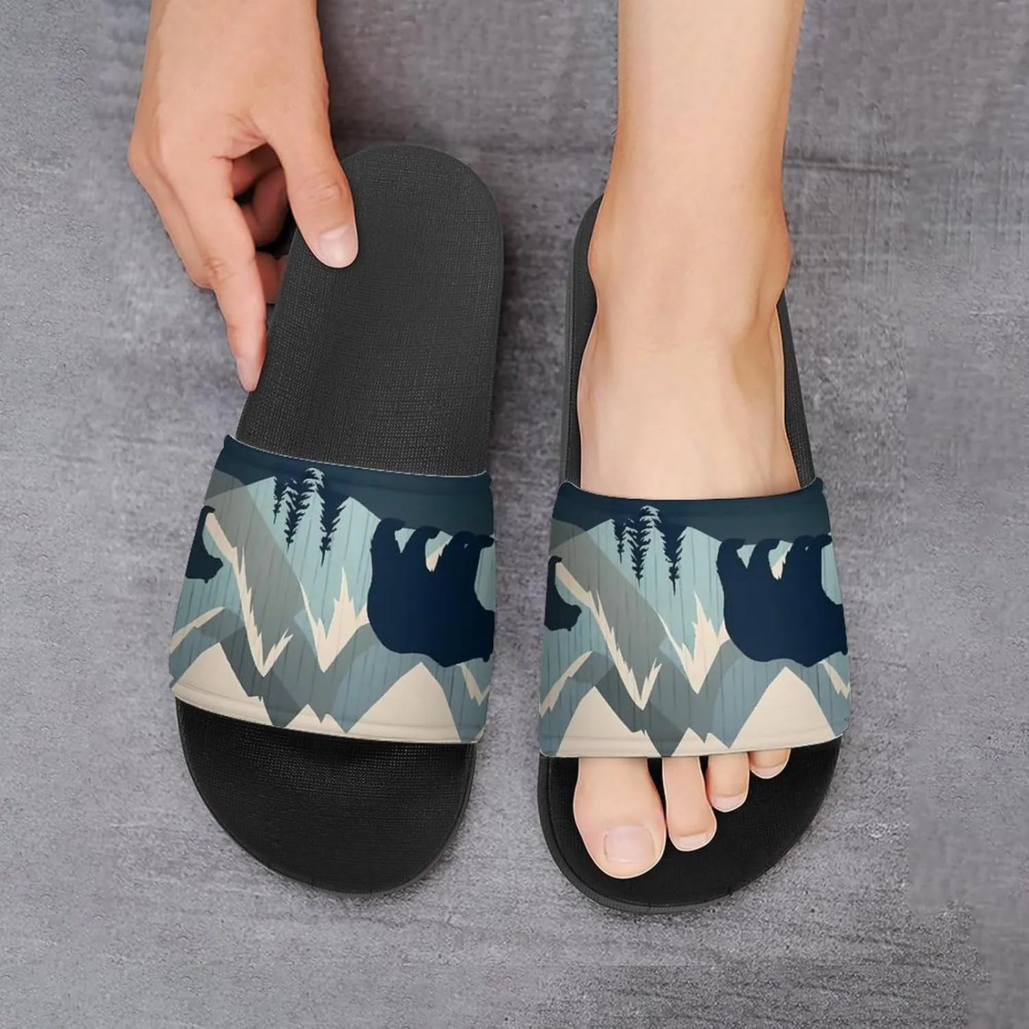 Forests Landscape Bears Mountains Lumbar Non Slip Slides Sandals for Women Men Quick Drying Shower Shoes for Bathroom Pool Beach