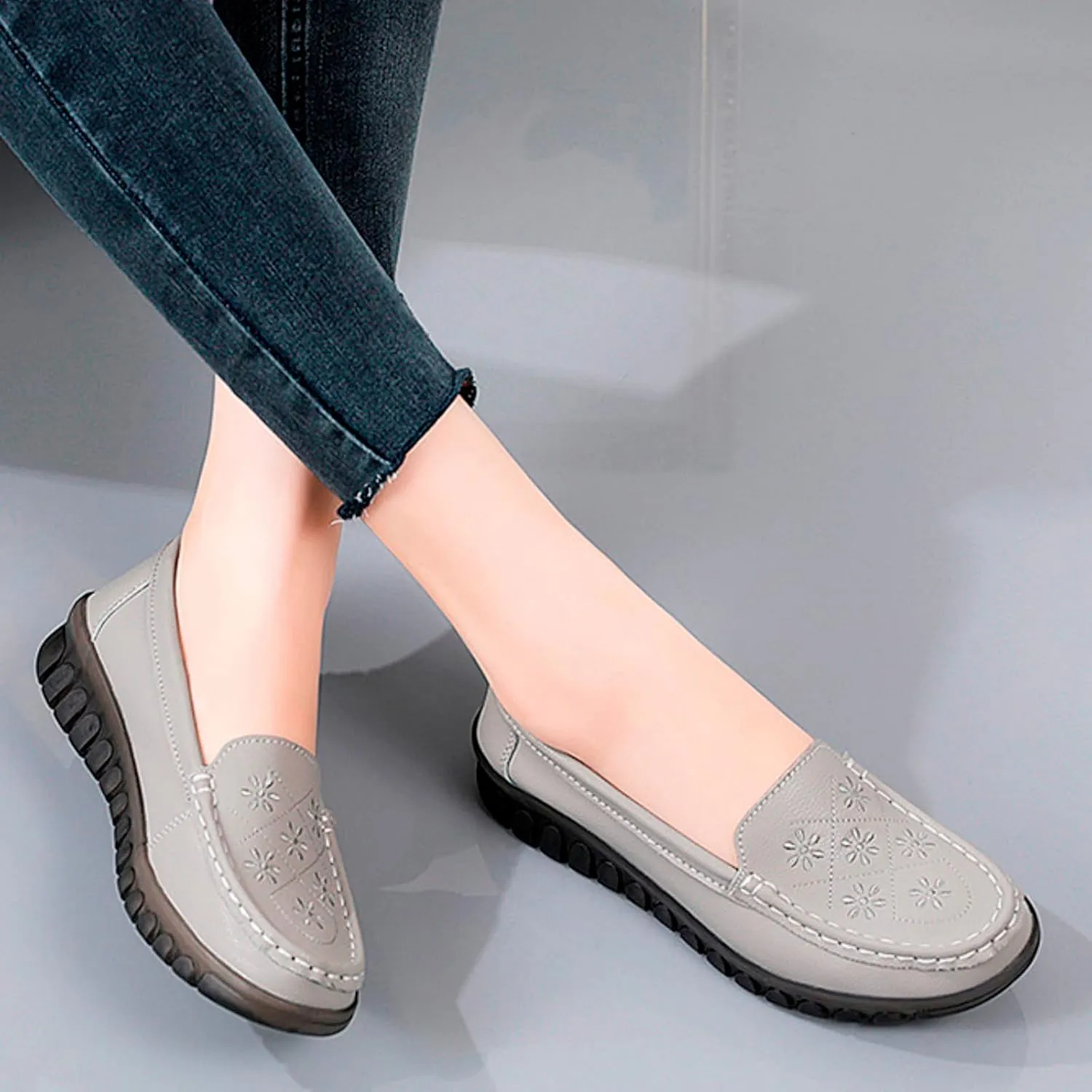 Hbeylia Retro Slip On Loafers for Women Ladies Fashion Casual Chunky Button Breathable Cloth Dressy Shoes Oxford Comfort Ballet Flats Dress Shoes for Work Nurse