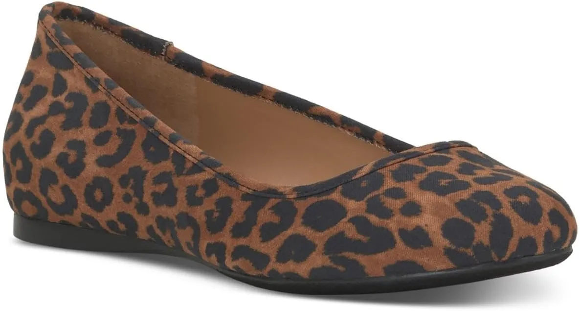 Jessica Simpson Womens Mareike Loafers