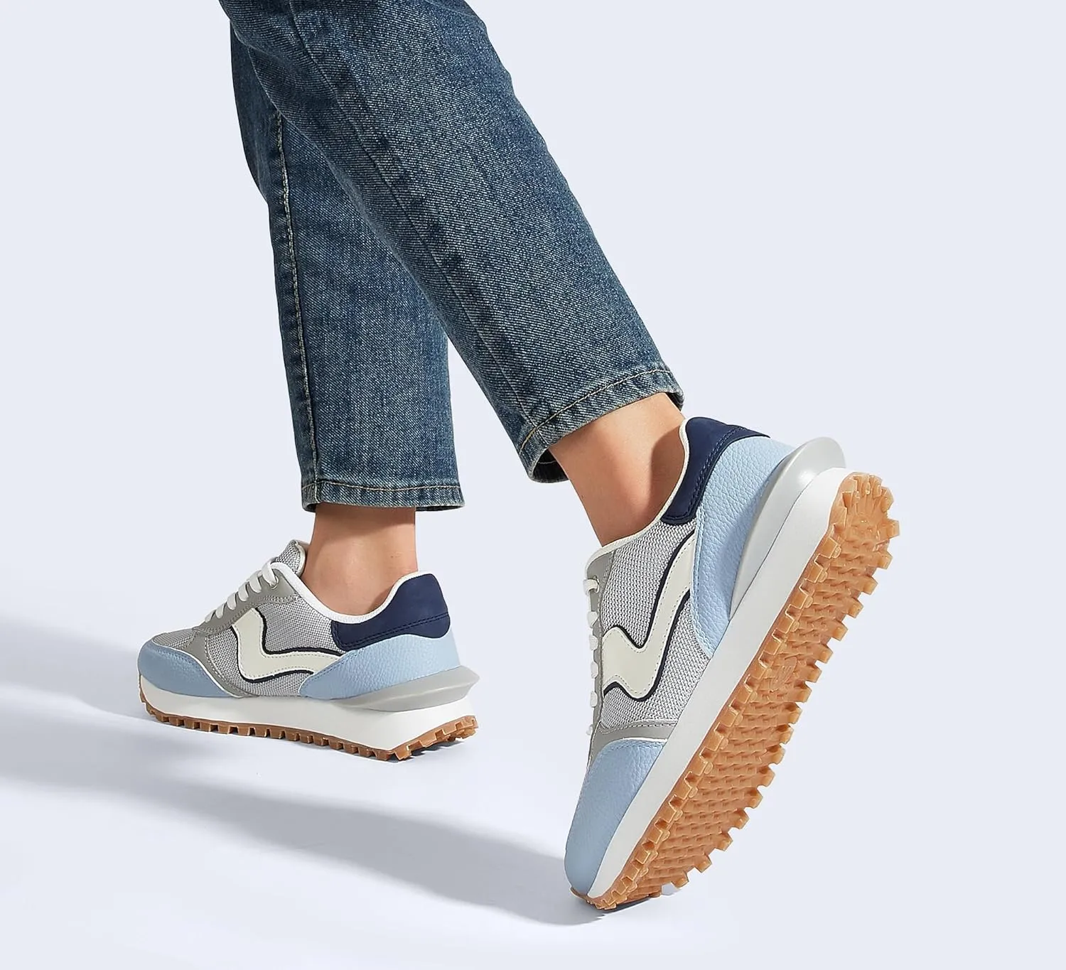 LUCKY STEP Women's Platform Fashion Sneakers Tennis Retro Walking Casual Trainers Stylish Durable Deluxe Skate Running Shoes
