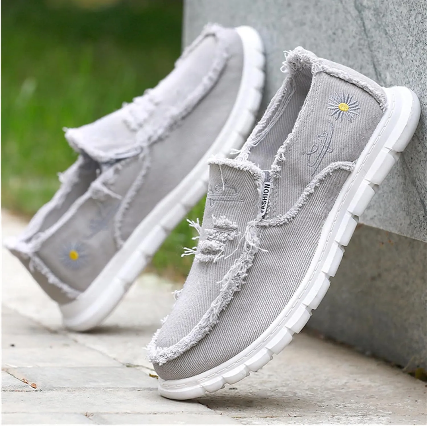 Men's Breathable Canvas Casual Shoes Soft Soles Men's Loafers Soft Comfortable Anti Slip Driving Shoes