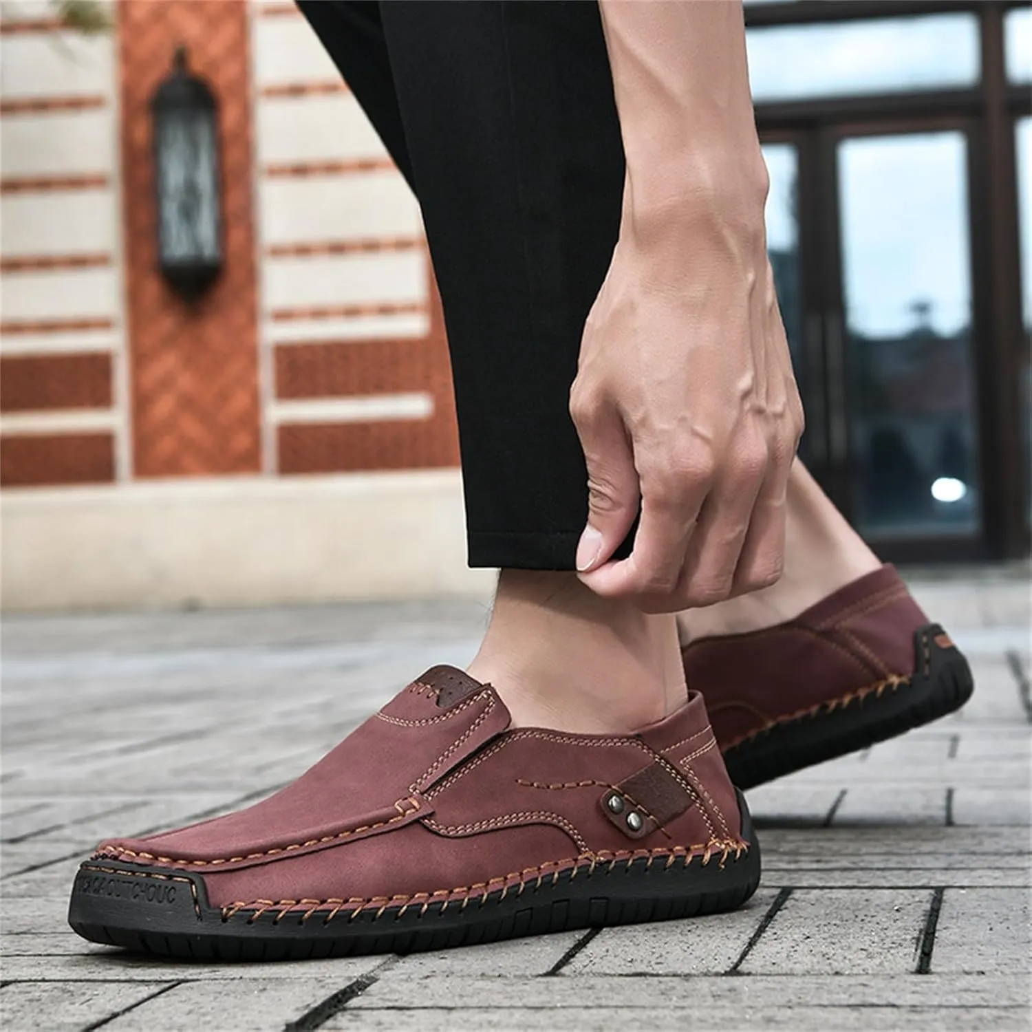 Men's Casual Shoes 2025 Breathable Comfy Flat Bottom Bussiness Casual Shoes for Work Slip on Non Slip Plus Size Leather Loafers for Men