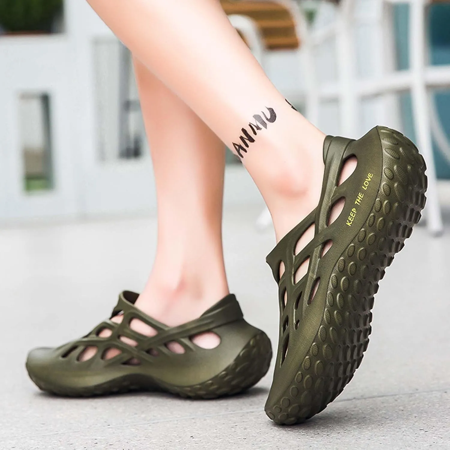 Men's Garden Shoes Summer Thick Bottom Hollow Out Sports Sandals Arch Support Water Shoes Outdoor Hiking Quick Drying Beach Swimming Walking Sandal Slippers