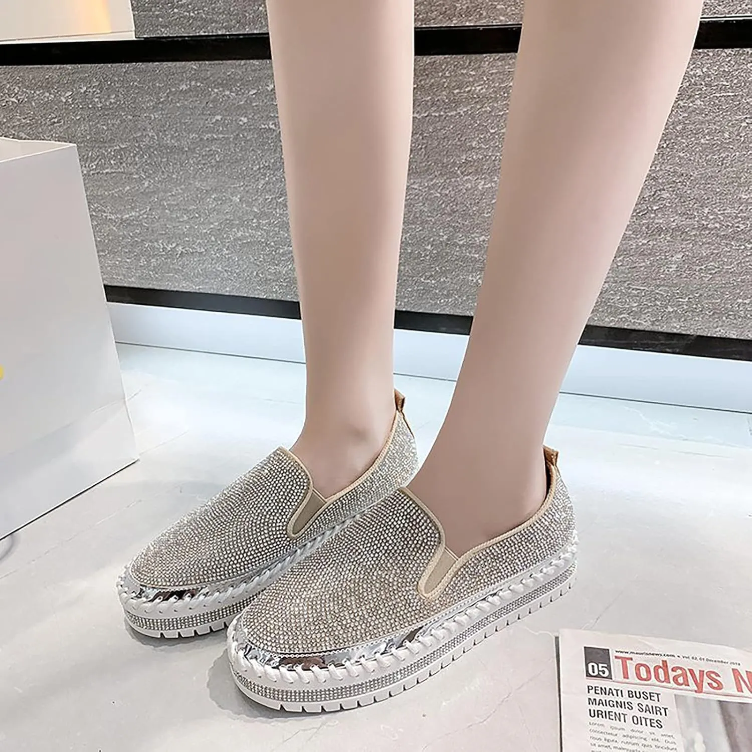 oiangi Rhinestone Platform Loafers for Women Fashion European and American Large Size Flat Shoes Comfrtable Casual Trendy Shoes