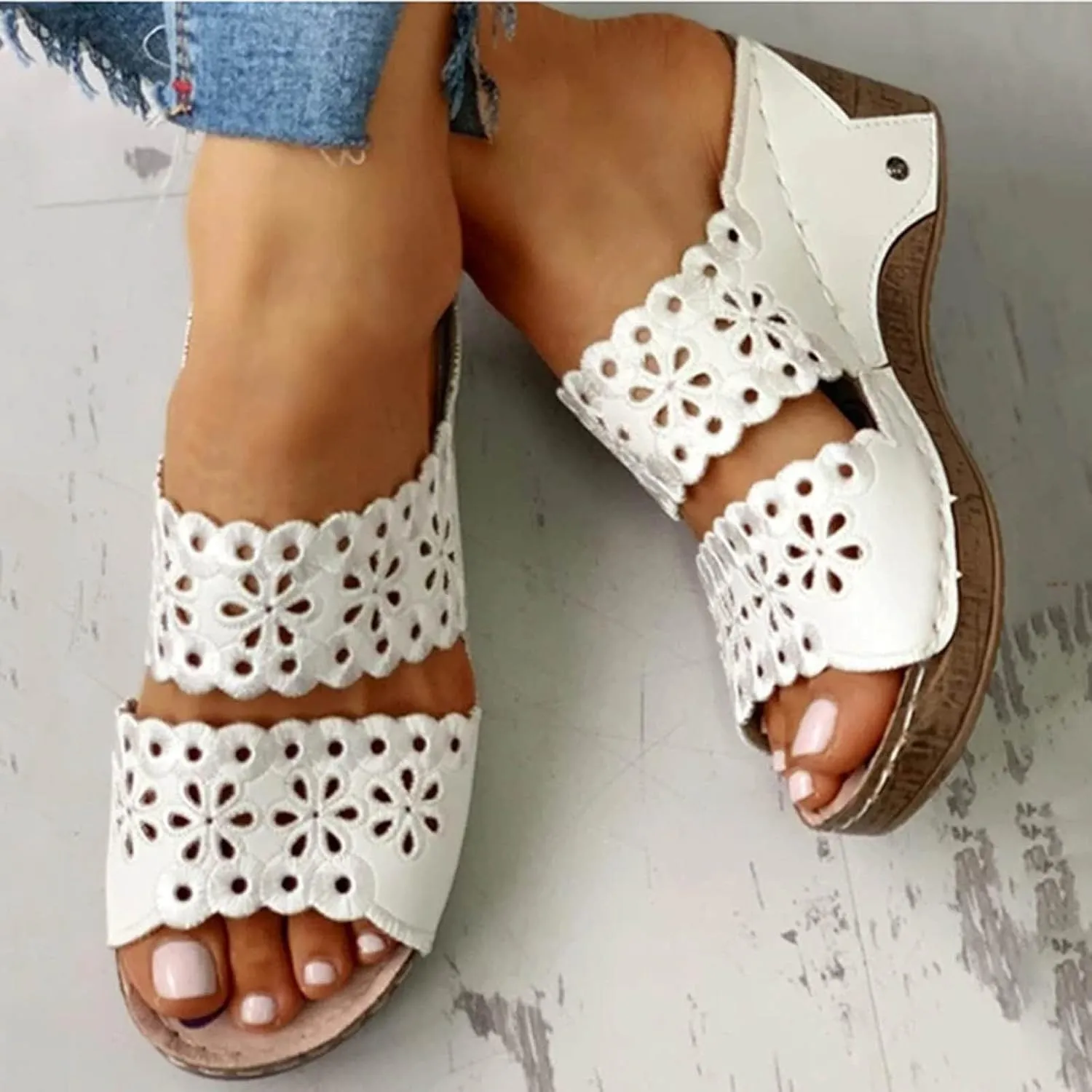 oiangi Women's Sandals Open Toe Hollow Out Wedge Sandals Casual Summer Slip-On Slippers Platform Sandals for Women