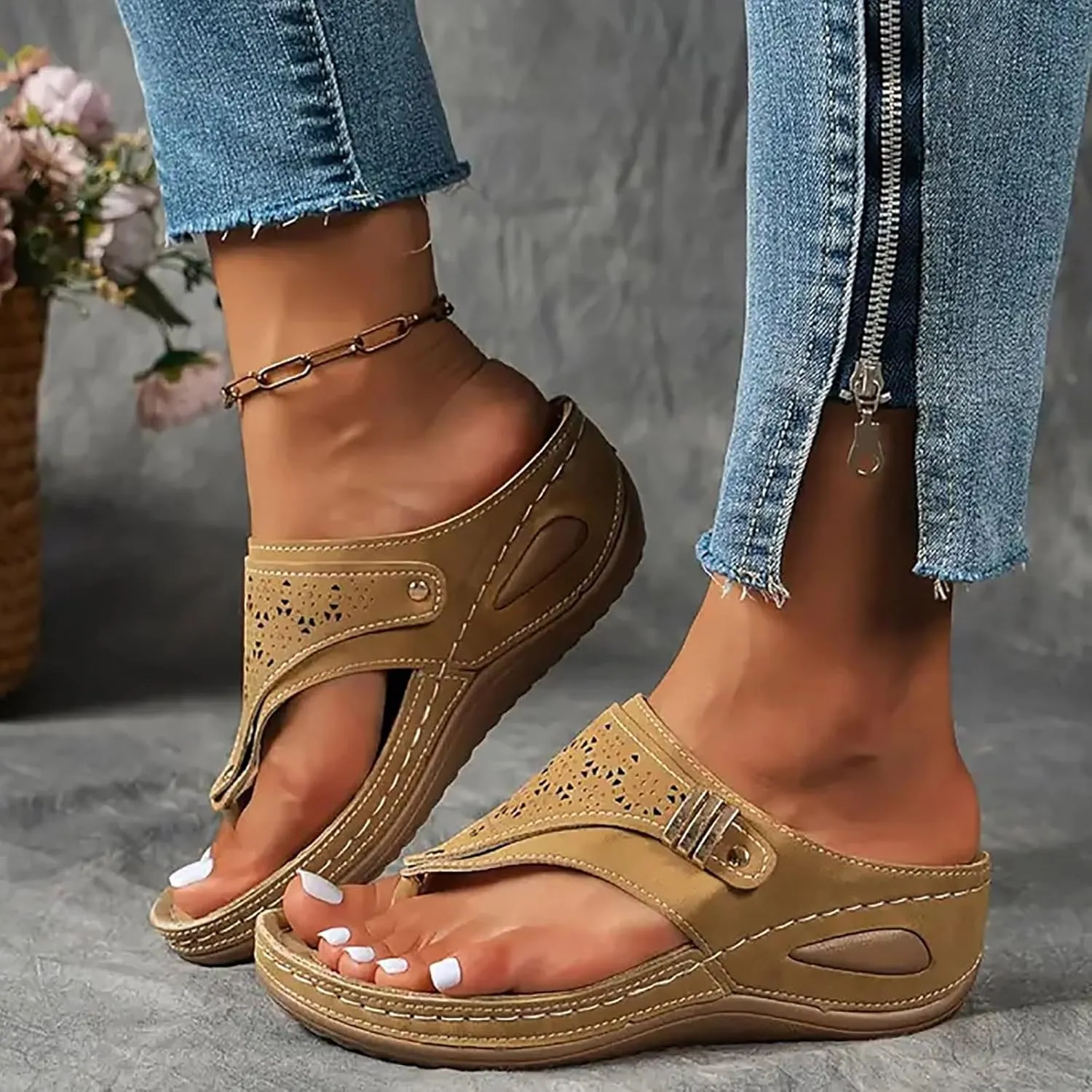 Orthopedic Sandals for Women, Women Summer Comfortable Sandals Arch Support Wedge Sandals 2025 Flip Flops Sandals