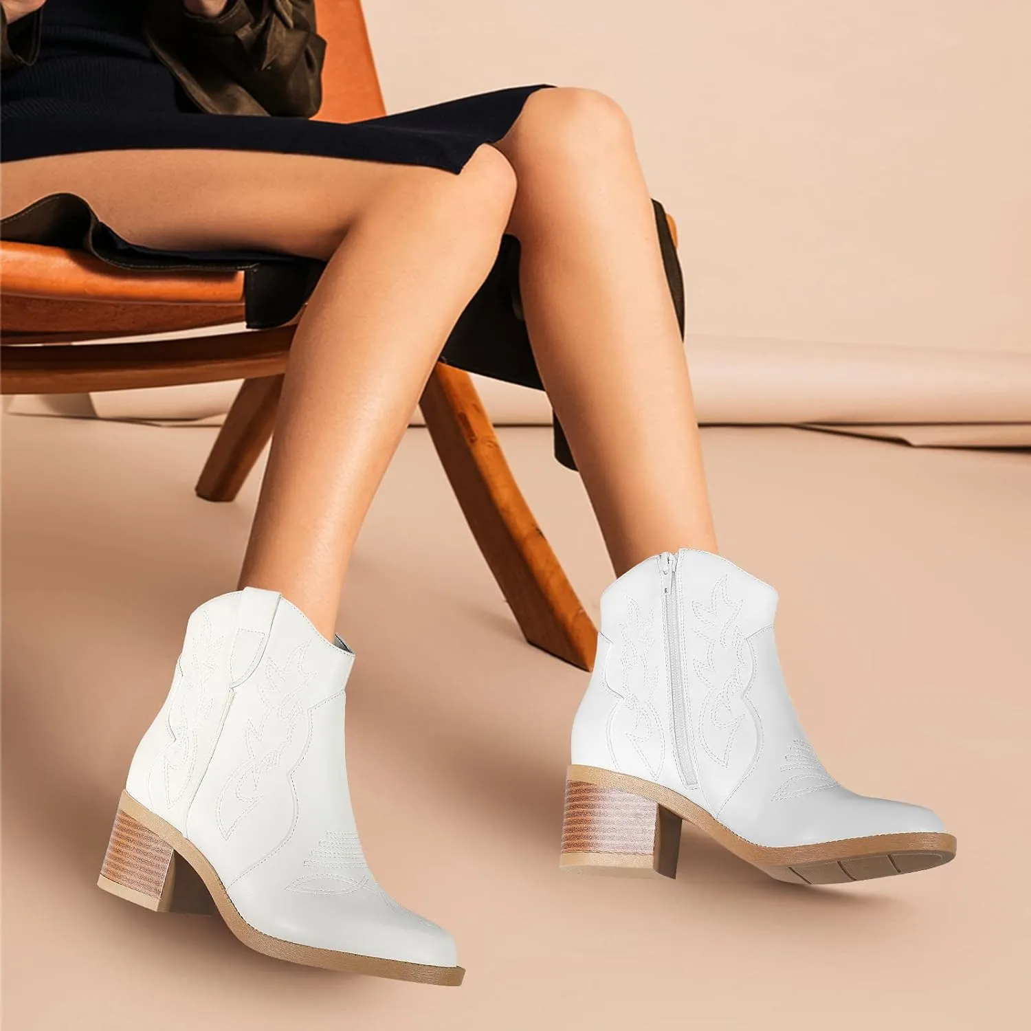 PIZZ ANNU Women's Embroidered Western Cowboy Boots Cowgirl Round Toe Short Ankle Boots Ladies Fashion Retro Classic Booties Chunky Heels