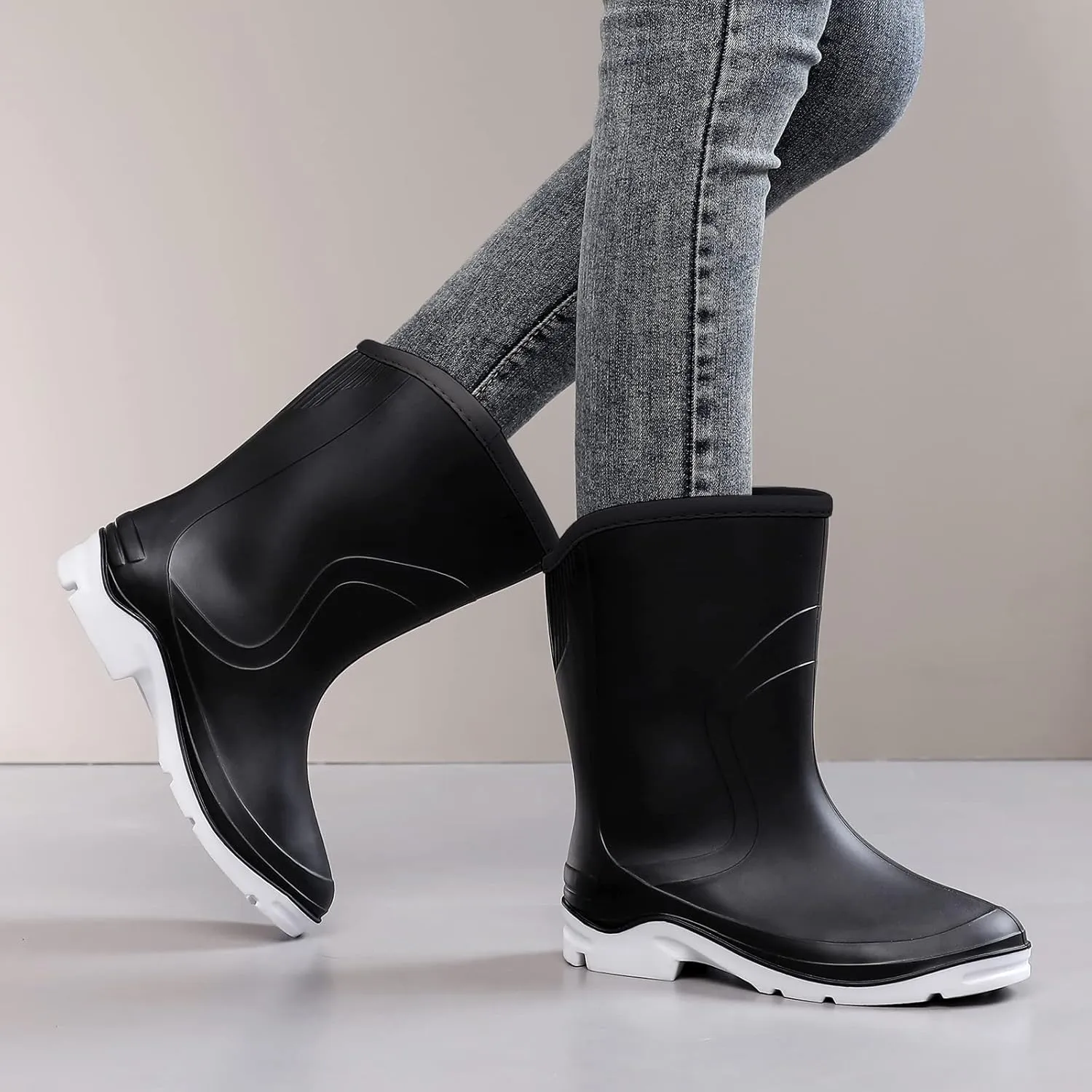 Rain Boots for Women，Waterproof Garden Rubber Boots, Non-slip Width Mid-Calf Comfort Short Boots, Ankle Rainboots Boots, Lightweight Platform Mud Boots Water Shoes for Outdoor Working Fishing