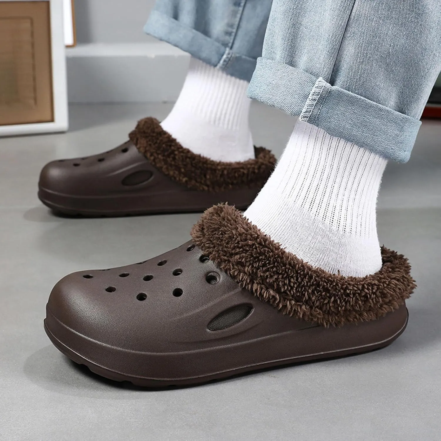 SECHRITE Mens Lined Clogs Garden Shoes Winter Fuzzy Slip On Home Slippers Fleece Lined Mules Indoor Outdoor Slides