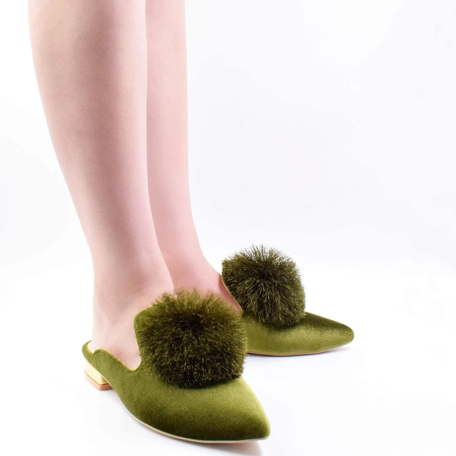 Women's Backless Comfort Slip On Loafers Flats Cute Pom Pom Mule Slippers Casual Shoes