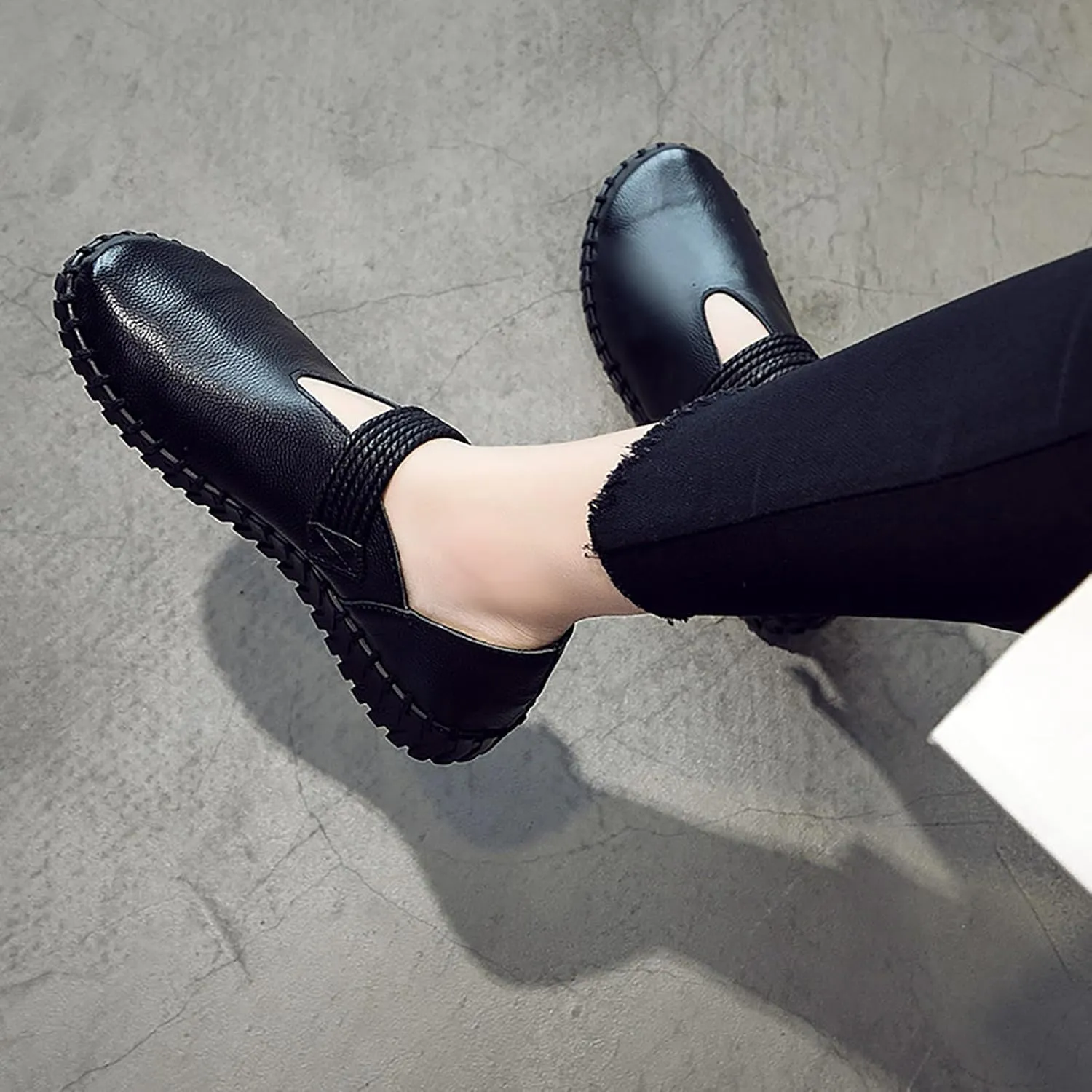 Women's Hand Stitched Slip-on Flat Loafers,Adjustable Hook & Loop Comfortable Soft Sole Mom Walking Shoes Fashion Anti-Slip Breathable Casual Sneakers