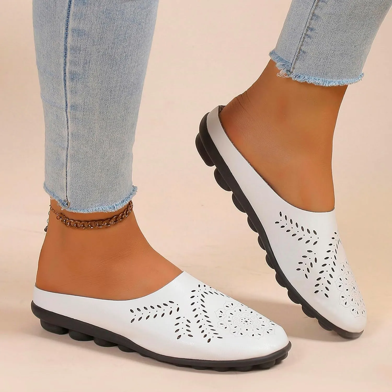 Women's Leather Half Slippers Hollow Soft Sole Non Slip Shoes Flat Round Toe Breathable Slip On Lazy Flat Flip Flop