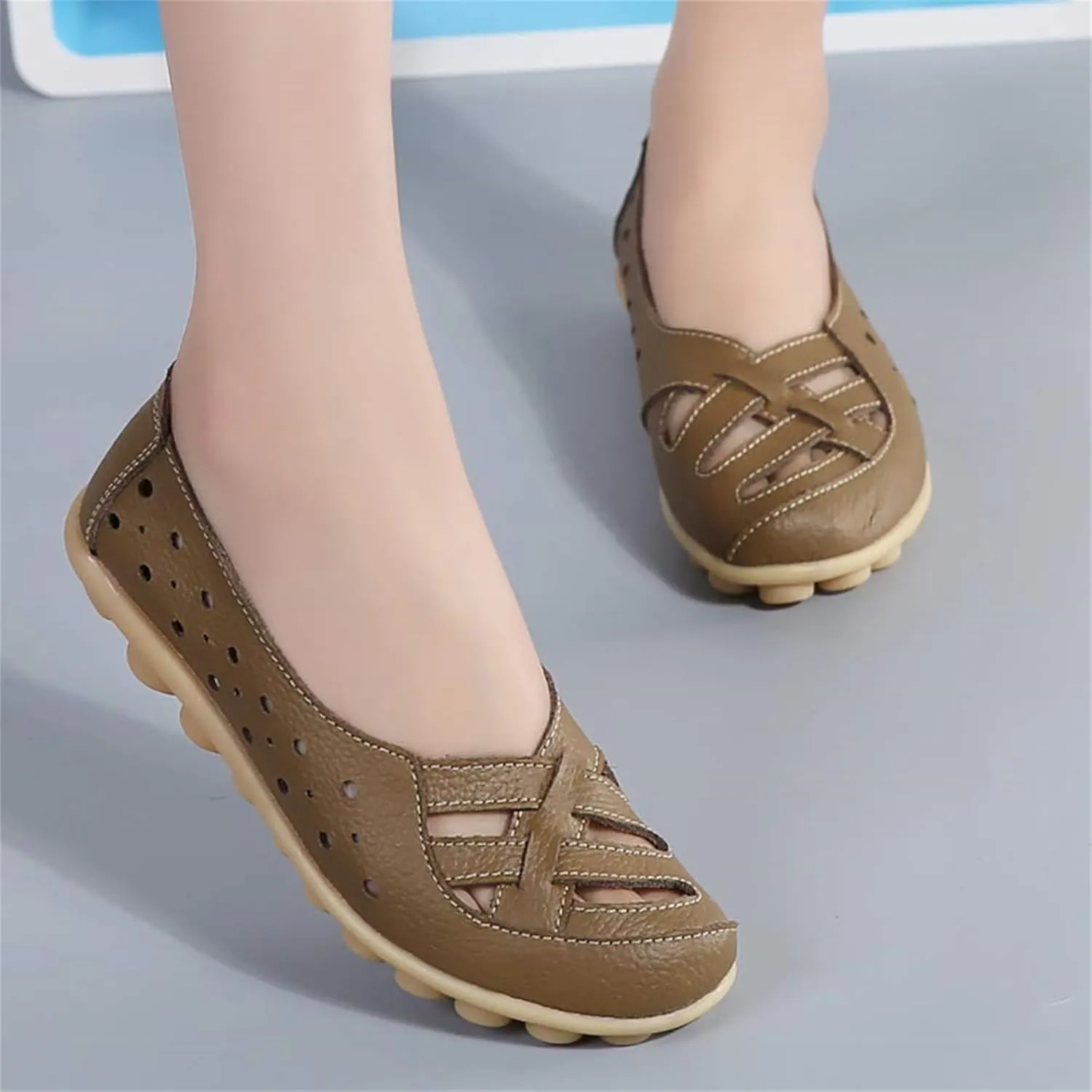 Womens Loafers Comfortable Dressy Closed Toe Sandals Wide Width Flats Slip On Moccasins Casual Driving Shoes Summer Comfort Walking Shoes Breathable Work Dressy Shoe Trending Sandals for Women